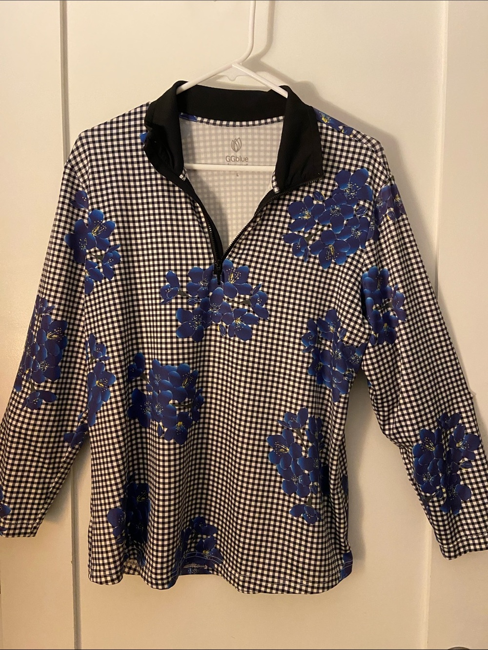 Ggblue Black-and-White Gingham Zip-Neck Pullover with Blue Floral Print